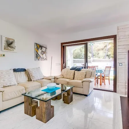בית נופש Punta Blava *